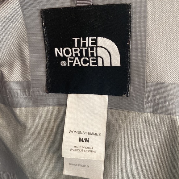 North Face Hyvent Green & Gray Jacket, Size Medium - Picture 5 of 10